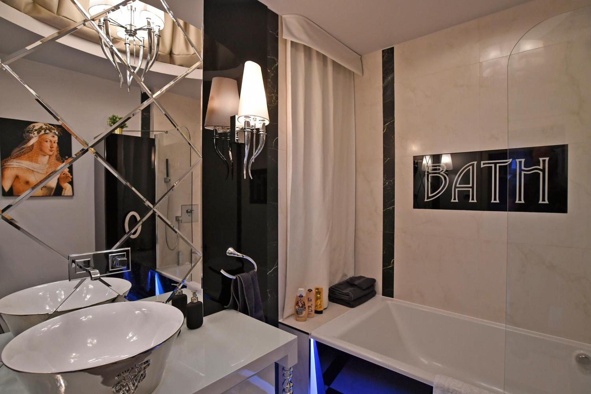 Luxuryflat Near Centre On118 Sqm, 3Br,2Bth,8Bed,Ac Apartment บูดาเปสต์ ภายนอก รูปภาพ