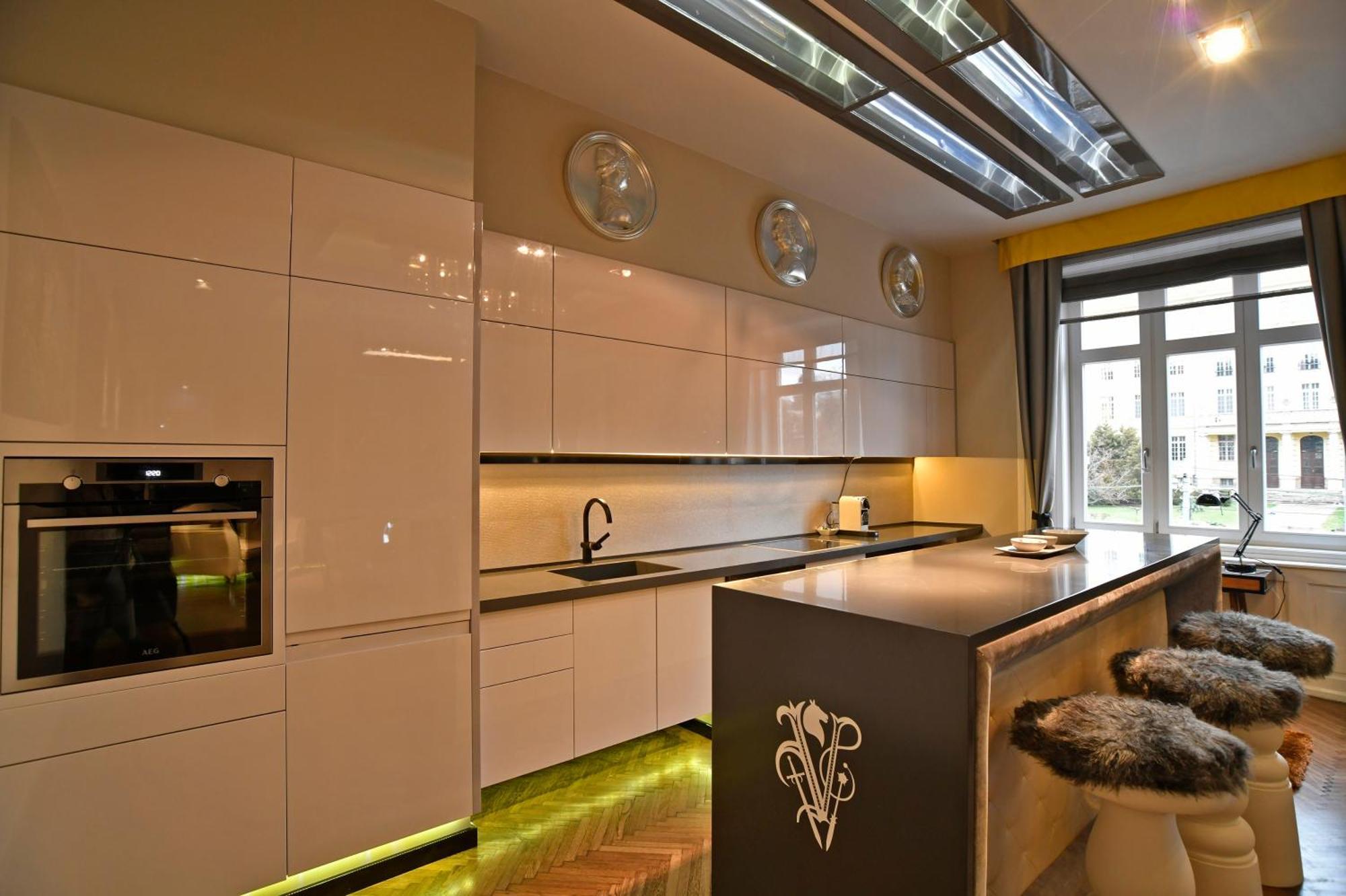 Luxuryflat Near Centre On118 Sqm, 3Br,2Bth,8Bed,Ac Apartment บูดาเปสต์ ภายนอก รูปภาพ